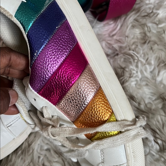 Kurt Geiger London kids size 1 sneakers - Picture 7 of 8